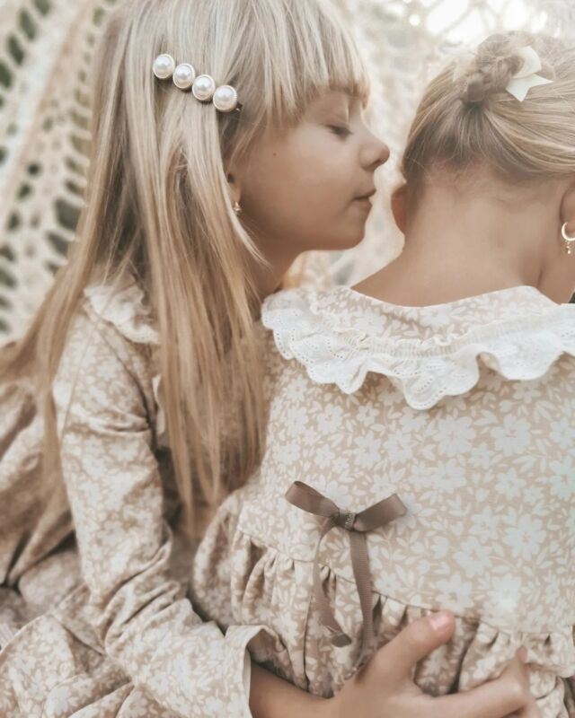 Widzieliście już nową kolekcję jesiennych sukienek od @fajnieubieramyy ?? 🤩 Są cudowne!!!
.
#sukienka #dladziewczynki #ubrankadladzieci
.
Sukienka dla dziewczynki | ubranka dla dzieci